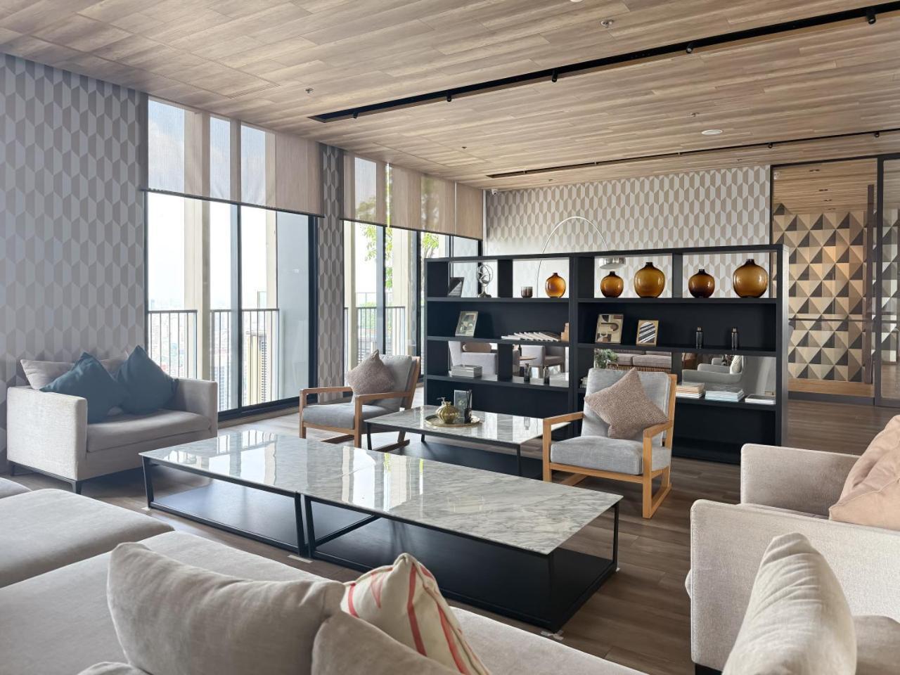 Luxurious Downtown 1br - Ultra Fast Wifi - Bts Asoke *