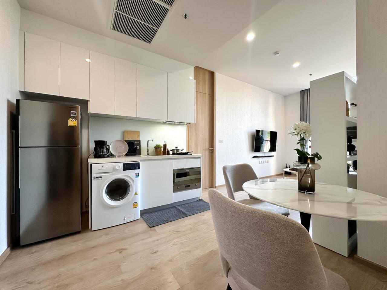 Luxurious Downtown 1br - Ultra Fast Wifi - Bts Asoke